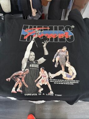 Black Short Sleeve Graphic Tee - Forever Sixers